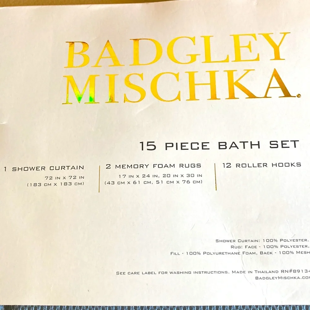 Badgley Mischka bathroom 15 pieces set.